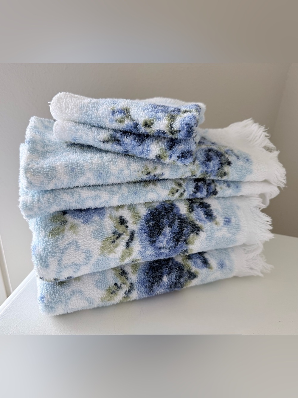 Cannon | Set Of 6 | Vintage Blue Roses 2 Bath & 2 Hand Towels | 2 Wash Clothes